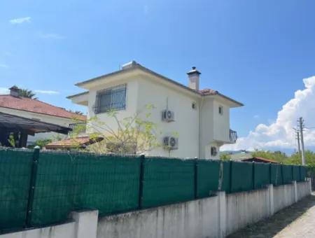 Dalaman Karaçalı Mahallesinde Havuzlu 3+1 Satılık Villa