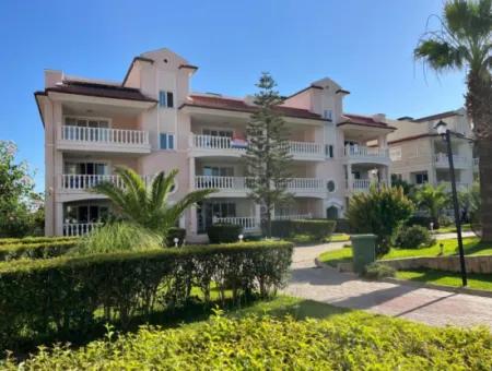 Botanik Garden Sitesinde 3+1 Satılık Çatı Dubleksi