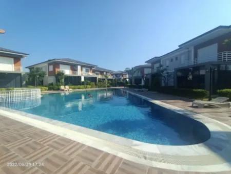 Karaçalı Da Site İçerisinde Satılık 2+1 İkizvilla