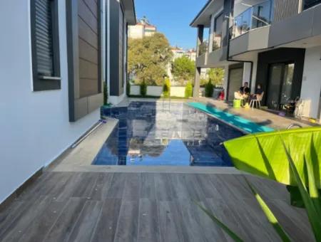 Dalaman Karaçalı Da Oturuma Hazır Satılık İkiz Villalar