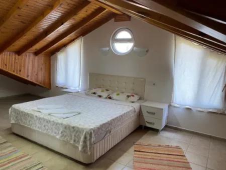 Dalaman Karaçalı Da Müstakil 4+1 Satılık Triplex