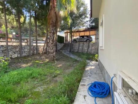 Dalaman Akkaya Vadisinde Muhteşem Mimarisiyle Satılık 5+2 Villa