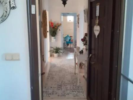 Dalaman Günlüklü Sitesin De Havuzlu Satılık Daire