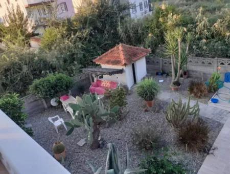 Dalaman Günlüklü Sitesin De Havuzlu Satılık Daire