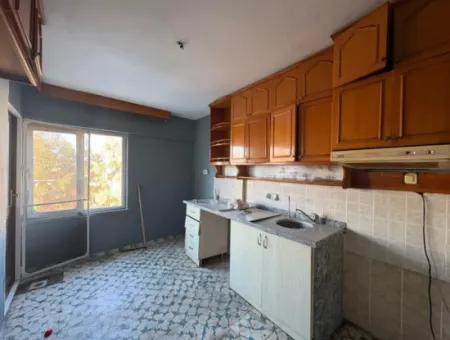 Dalaman Ege Mahallesinde Site İçerisinde  Satılık 3+1 Daire