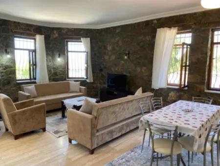 Dalaman 'In Gözde Bölgesi Atakentte 4+1 Satılık Villa