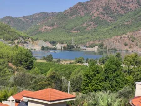 Dalaman, Akkaya Vadisi - Şık 4 Yataklı Villa
